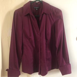 Banana Republic Women's Button-Down Shirt in Burgundy